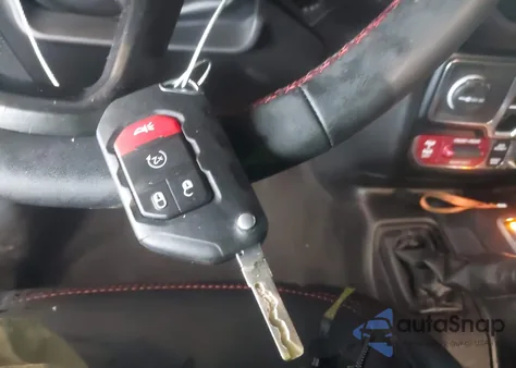 2024 Jeep Wrangler 4-Door Rubicon 4X4 z USA, uszkodzony, nr VIN 1C4PJXFG7RW334190